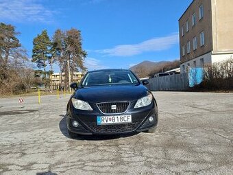 Seat Ibiza 1.4MPi 63kW.Manuál.Hatchback, Čierna metalíza