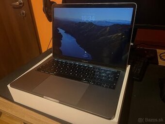 Macbook Pro 13" 2018 + touchbar - CTO 4CORES/16GB RAM/250GB