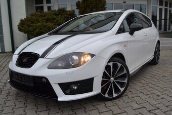 SEAT LEON 2.0 TDI FR, 2011, ELEKTRÓNY R18, XENÓNY, TEMPOMAT - 1