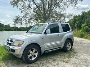 Predam Mitsubishi Pajero 3.2 DI GLS, 121kW, M5, 3d.