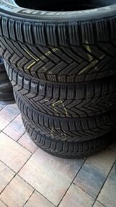 4 ks ZIMNÉ 225/55 R17 97H MICHELIN 7-8 mm 2022 LEN 45,-€/kus