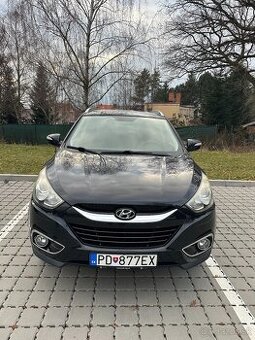 Predám Hyundai IX35 ,2.00benzín 120kw Manuál/5. 4x4.