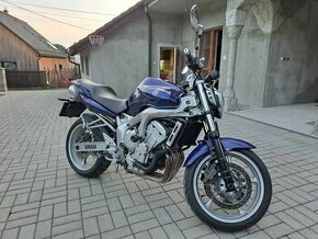 Yamaha FZ6