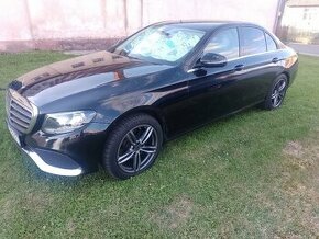 Predám Mercedes E220 model w213 ročník 2017