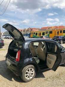 Citigo, light interior, in good condition - 1