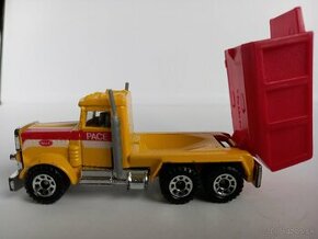 MATCHBOX - PETERBILT PACE VYKLÁPAČKA - POZRI DETAILNÉ FOTO