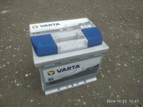 Autobatéria Varta Silver C30 54Ah 530A