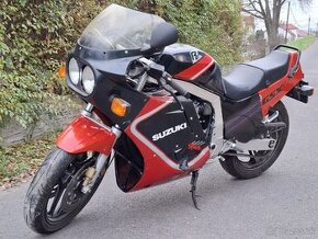 Suzuki GSX-R 1100 1986 - 1