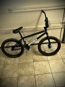 BMX BICYKEL