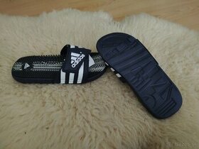 Pánske vsuvky Adidas