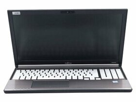 Fujitsu Lifebook E756 / 15.6" / i5 / 8GB /  256 GB SSD - 1