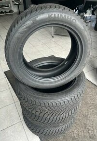 215/55 R17 Nove Zimne Kumho - 1