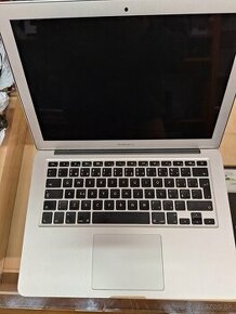 Apple MacBook A1466+nabíječka, na náhradní díly - 1