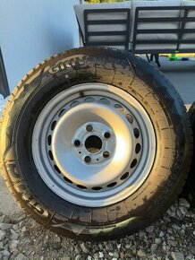 235/65 R16 C