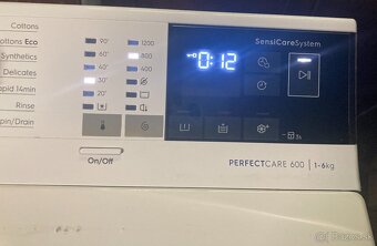 z vrchu plnená pracka Electrolux PerfectCare  600 EW6T14262