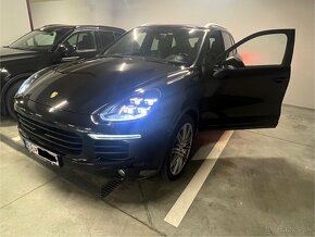 Predam Porsche Cayenne II FL