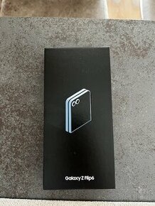 Samsung Galaxy Z Flip6 12 GB/256 GB modrá blue - 1