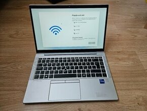 HP elitebook 840 G8