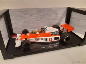 Mclaren Ford M23 - James Hunt 1976 - 1:18 MCG