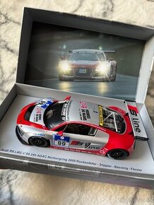 Model Audi R8 LMS 1:43 - 1