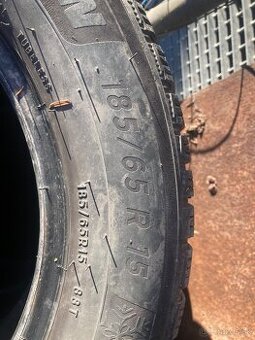 Predám zimne Michelin 185/65 r15