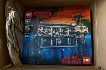 LEGO 75810 Stranger Things The Upside Down