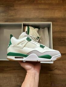 Nike Jordan 4 SB Pine Green - 1