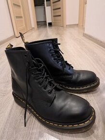 Vysoké Dr.Martens čižmy