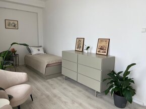 Posteľ Lugano od BoConcept s uložným priestorom