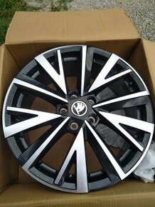 Alu ŠKODA 5 x 112 R 18 originál.