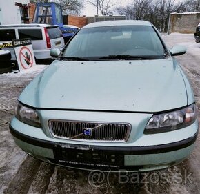 Volvo V70II AWD , 2,4T 147kw - Náhradní díly