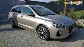 Hyundai i30 kombi, 1,6 CRDi 100kW, automat, Full LED