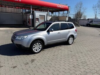 SUBARU FORESTER 2.0i - 1