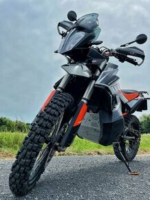 KTM adventure 790 R - 1