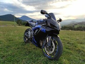 Suzuki GSXR 750 K7 (32 tis. km)