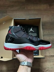 Nike Jordan 11 Playoffs Bred