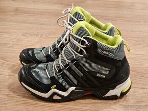 ADIDAS OUTDOOR damske UK v5.5 - 1