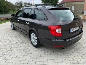 Predám Škoda Superb Combi II 1.6 TDI r.v2012 77kw GreenLine - 1