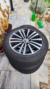 Zimná sada vw passat 5x112/ R17 /215/55