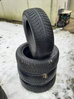 235/55r19 105V Nokian  zimne