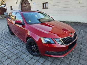 Škoda Octavia Combi 1.6 TDI M5 ambition Navi DVD Ťažné R16