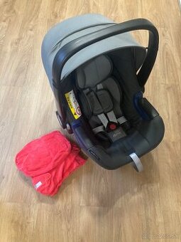 Autosedačka Britax romer baby safe 2 i-size + letný poťah - 1