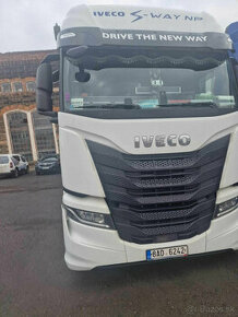 Tahač návěsů Iveco S-WAY Euro 6 Palivo LNG