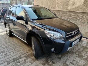 Predam Tototu Rav 4 2,2 diesel, r. v. 2006