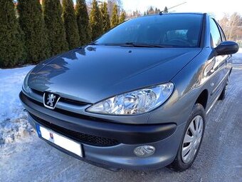 Peugeot 206 1,4i - rok výr. 2009 - 116 000 Km - klíma