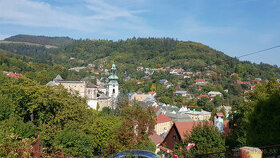 Predám starší RD s výhľadom na mesto B. Štiavnica.