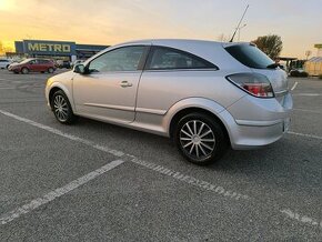 Opel astra gtc