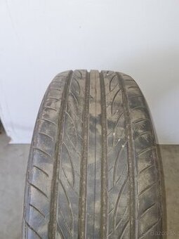 Predám pneu yokohama 205/55 r16