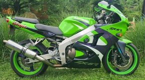 KAWASAKI ZX6R - 1