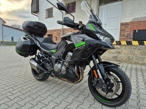 Prodám Kawasaki Versys 1000 Tourer, r. v. 2023, ABS,KTRC, ČR